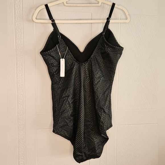 Chico’s Swim Animal Foil Black Gray Sweetheart Mio One Piece Swimsuit Sz 16 NWT - Picture 4 of 15
